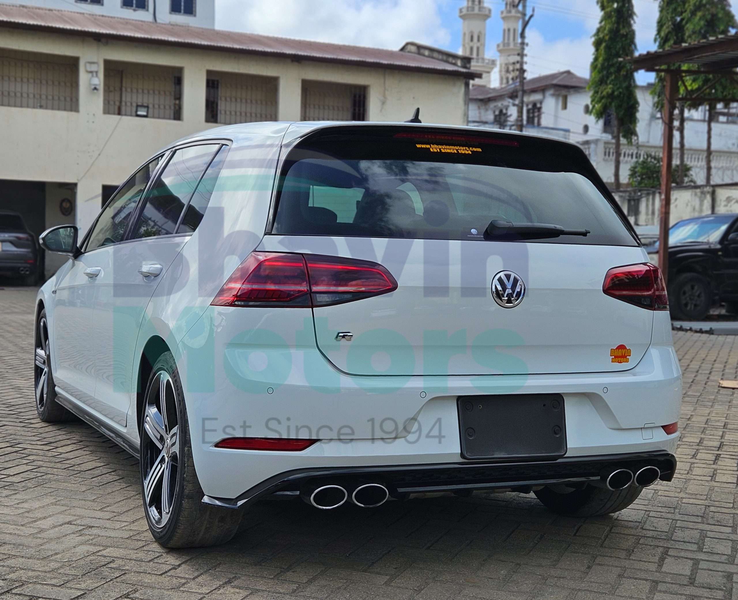 GridArt_20250821_100226475