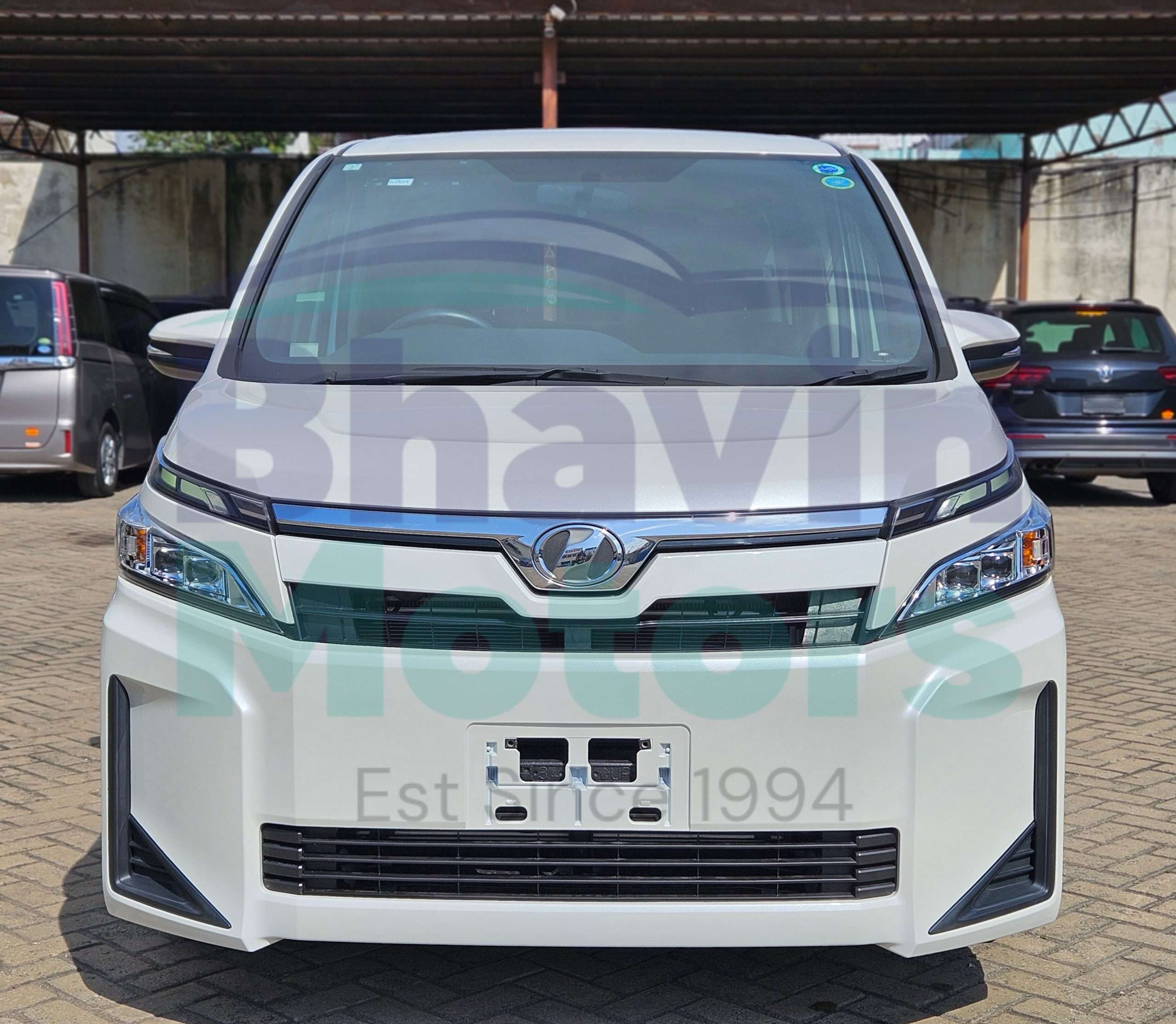 GridArt_20250822_113440096