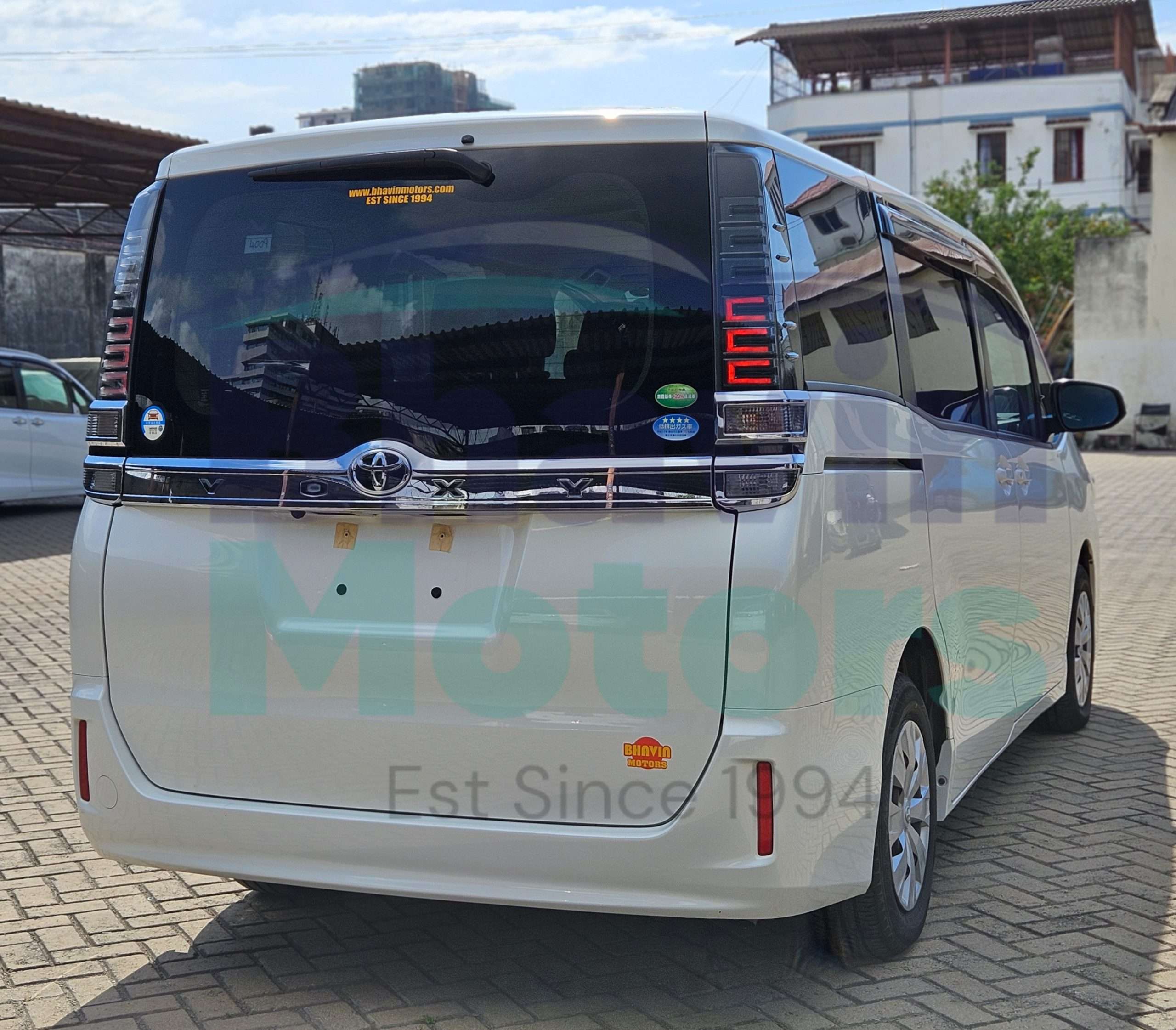 GridArt_20250822_113600894