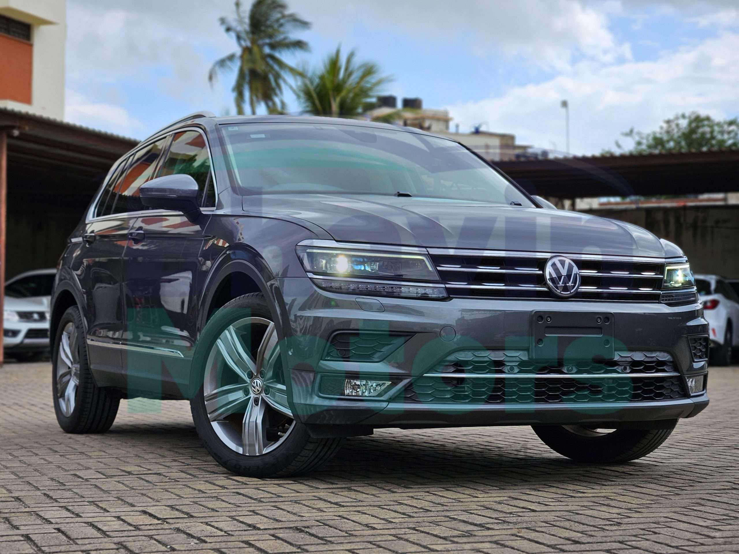 GridArt_20250830_094559578