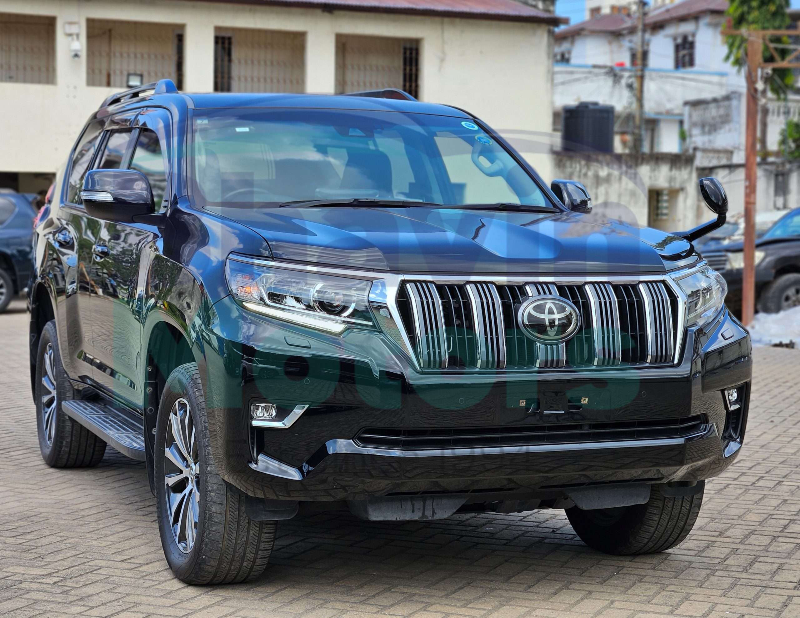 GridArt_20250904_231328704