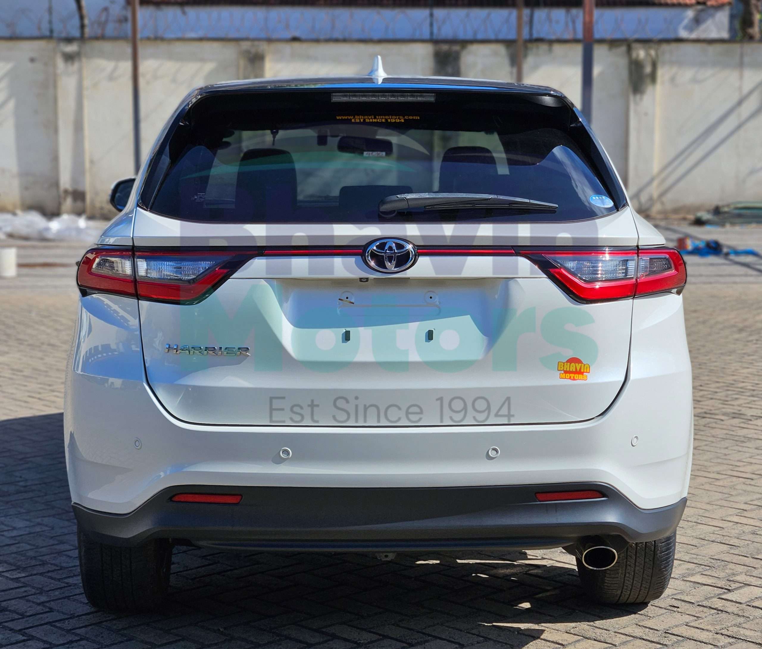 GridArt_20250910_093056782