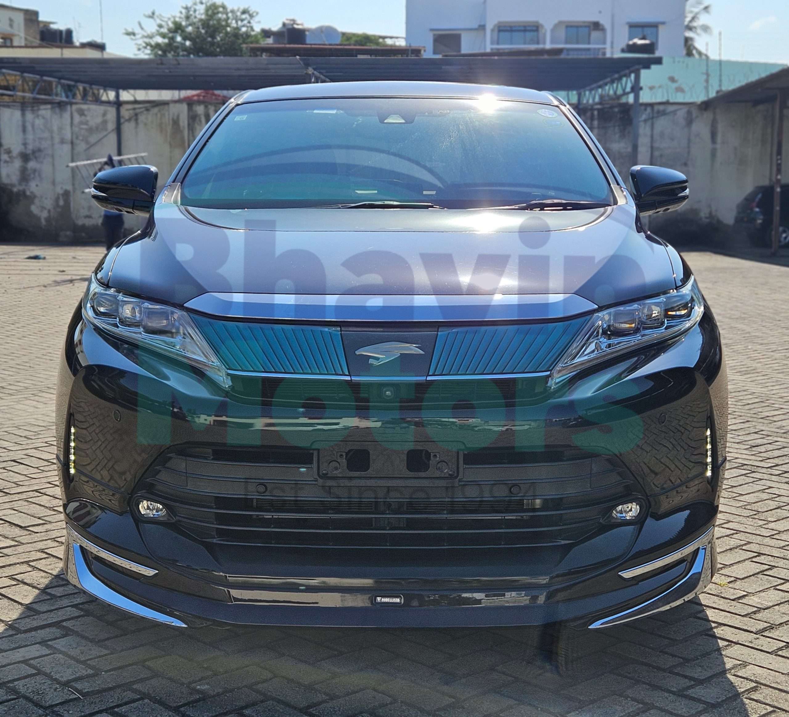 GridArt_20250915_163556127