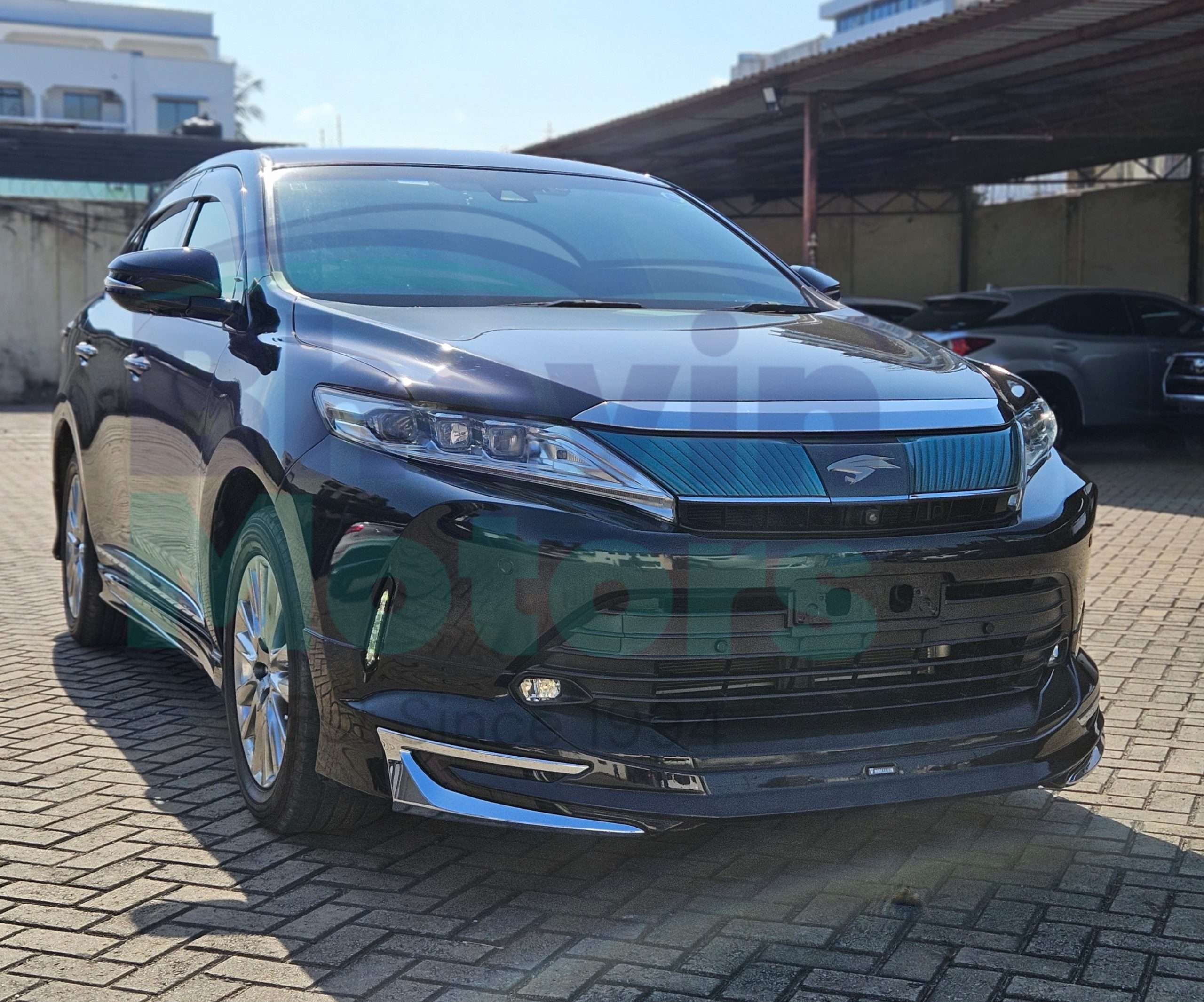 GridArt_20250915_163607498