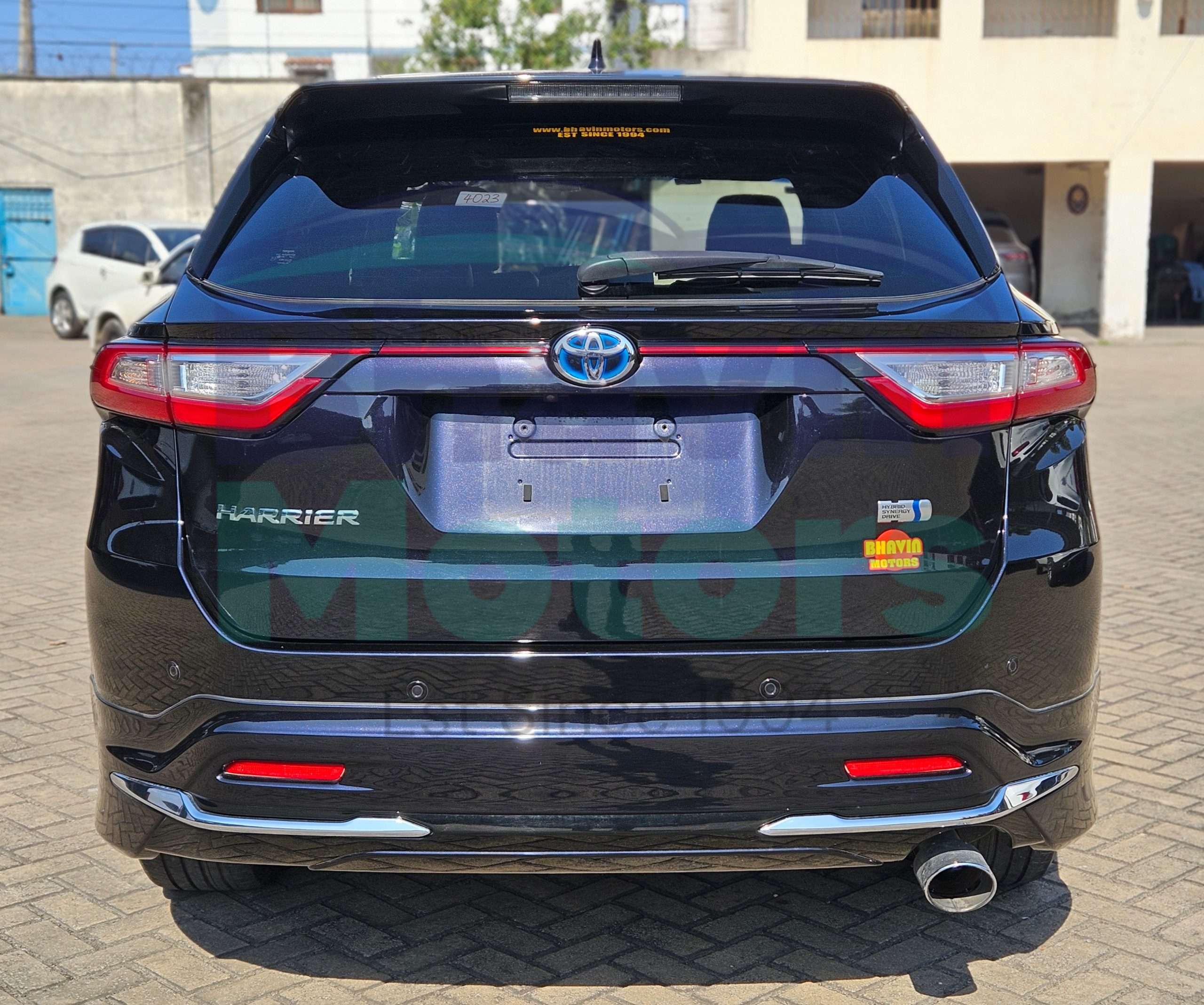 GridArt_20250915_163652069