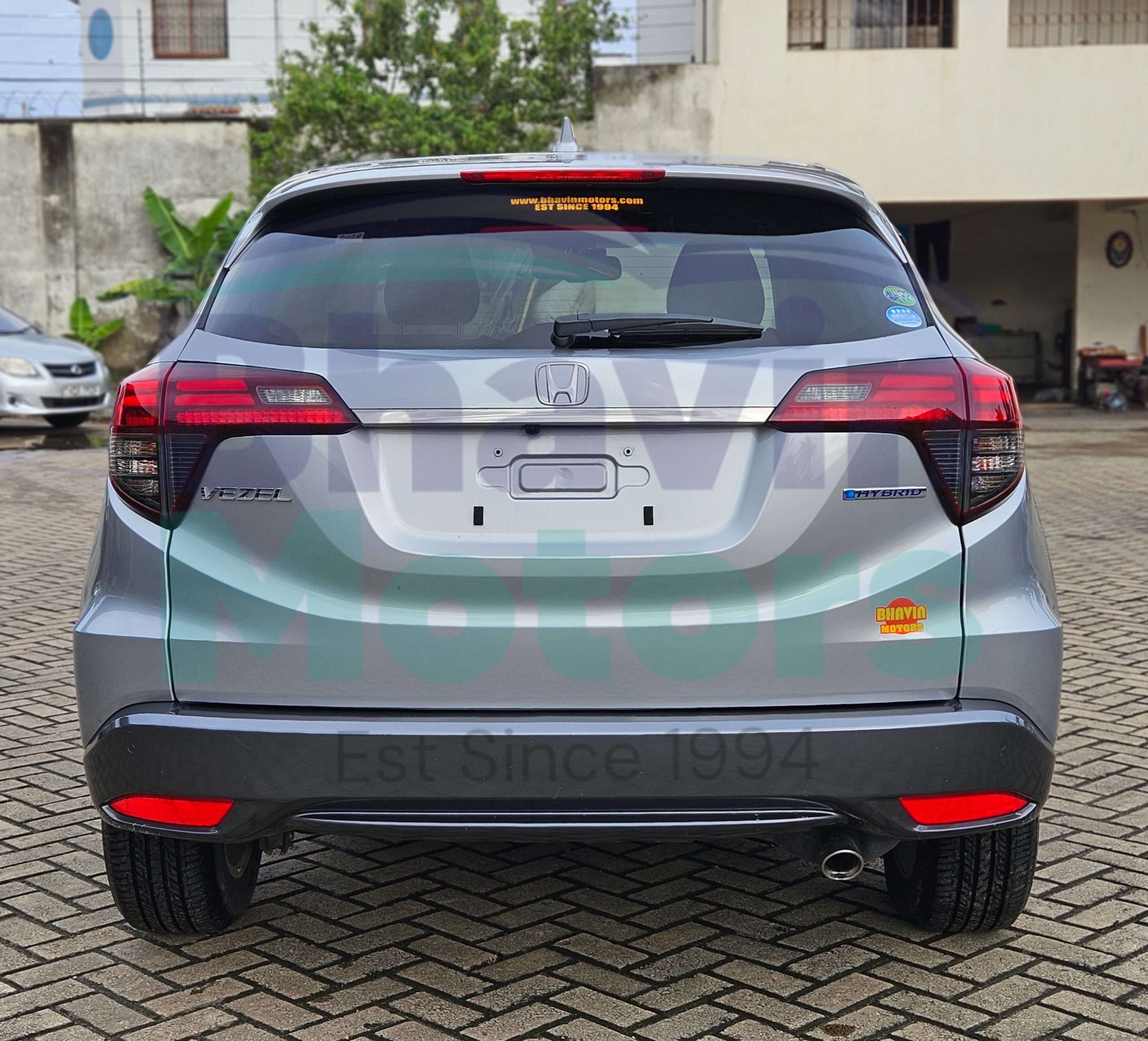 GridArt_20251031_091052456