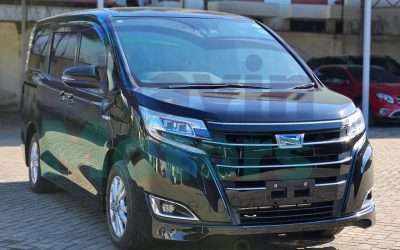 4029 Toyota Noah Hybrid