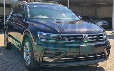 4030 Volkswagen Tiguan R-LINE