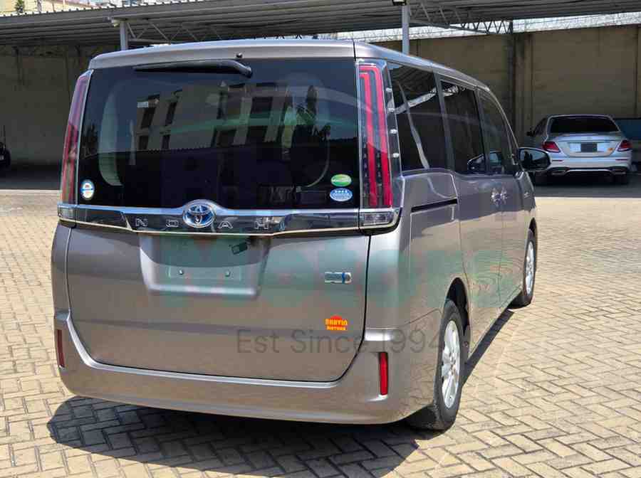 GridArt_20251117_125202072 (1)