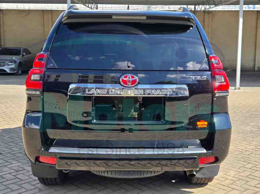 GridArt_20251126_101911310