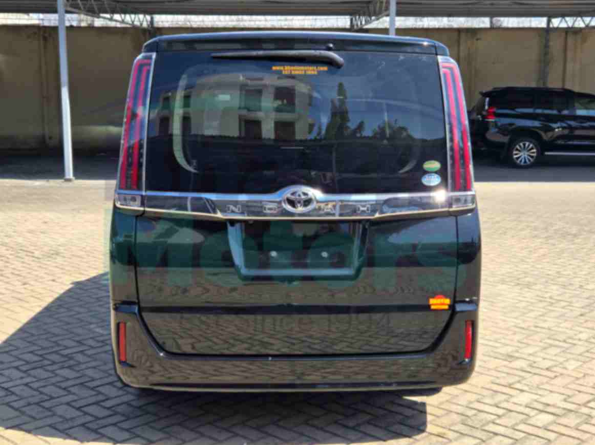 jpeg-optimizer_GridArt_20251112_150643490