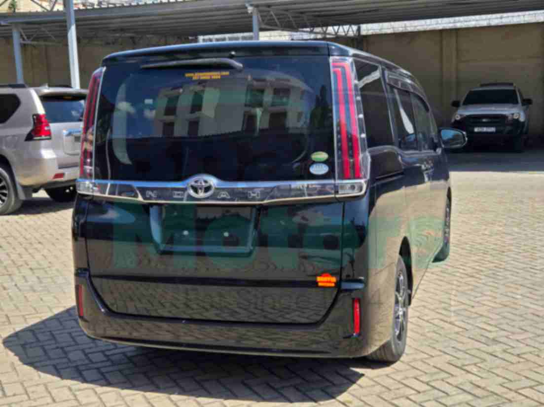 jpeg-optimizer_GridArt_20251112_150656342