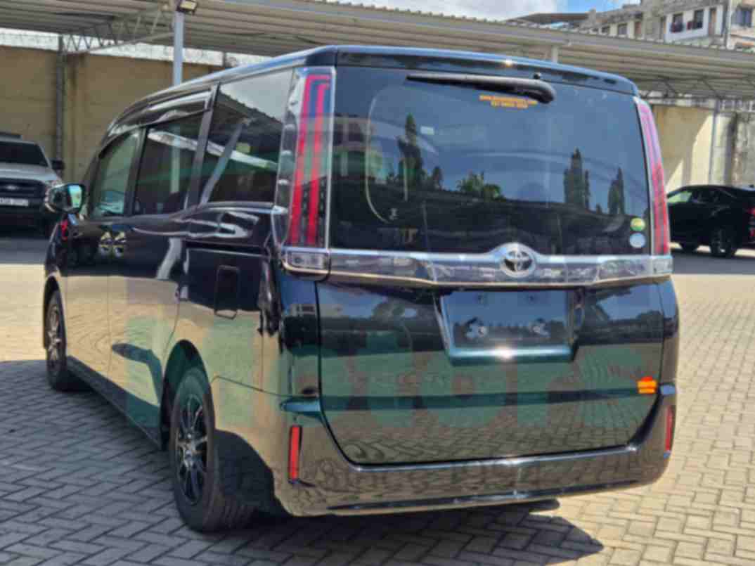 jpeg-optimizer_GridArt_20251112_150713612