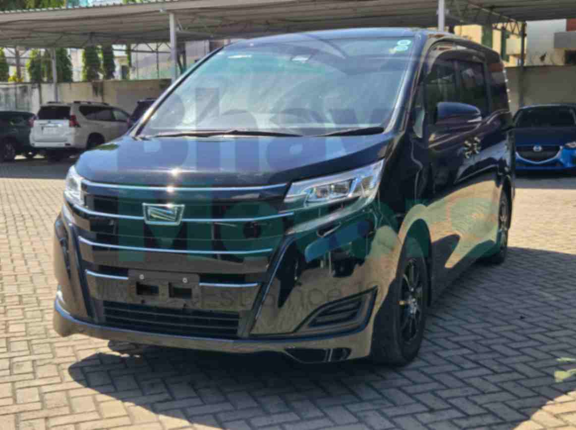 jpeg-optimizer_GridArt_20251112_150746817