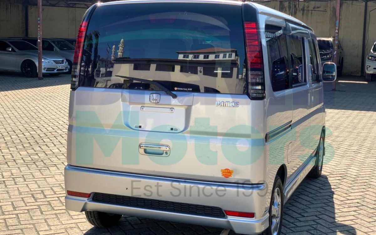 GridArt_20241104_153740153