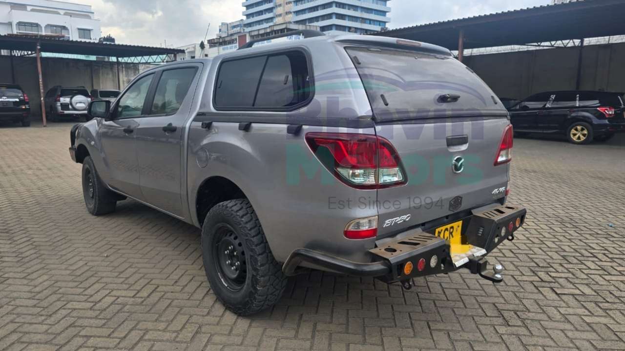 GridArt_20250312_101152902