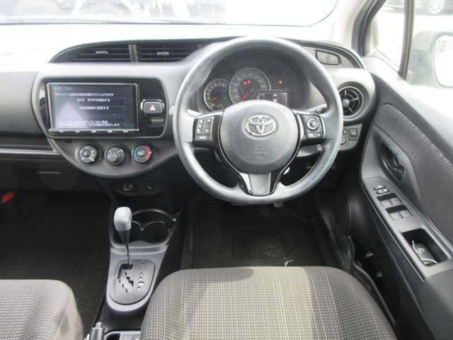 18 Vitz(366)pearl-07