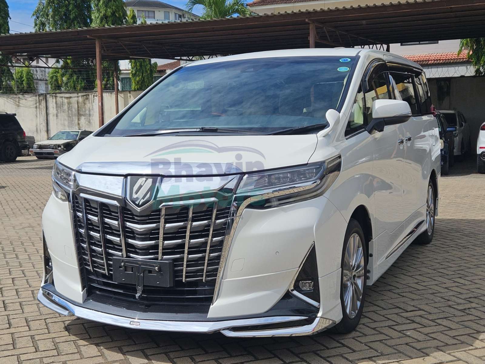 GridArt_20250502_115412153