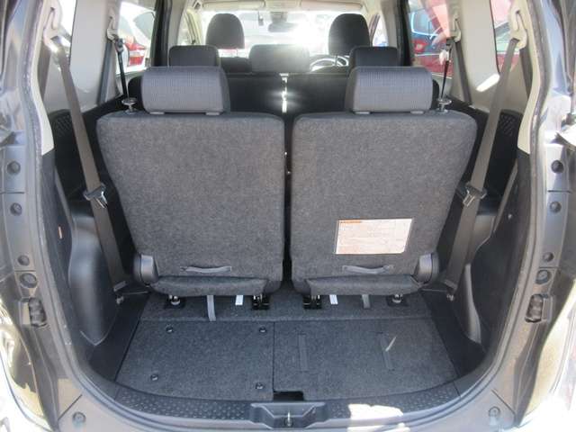 18 SientaHV(303)black-10