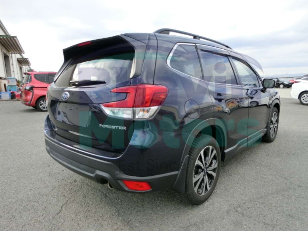 GridArt_20250718_130459703