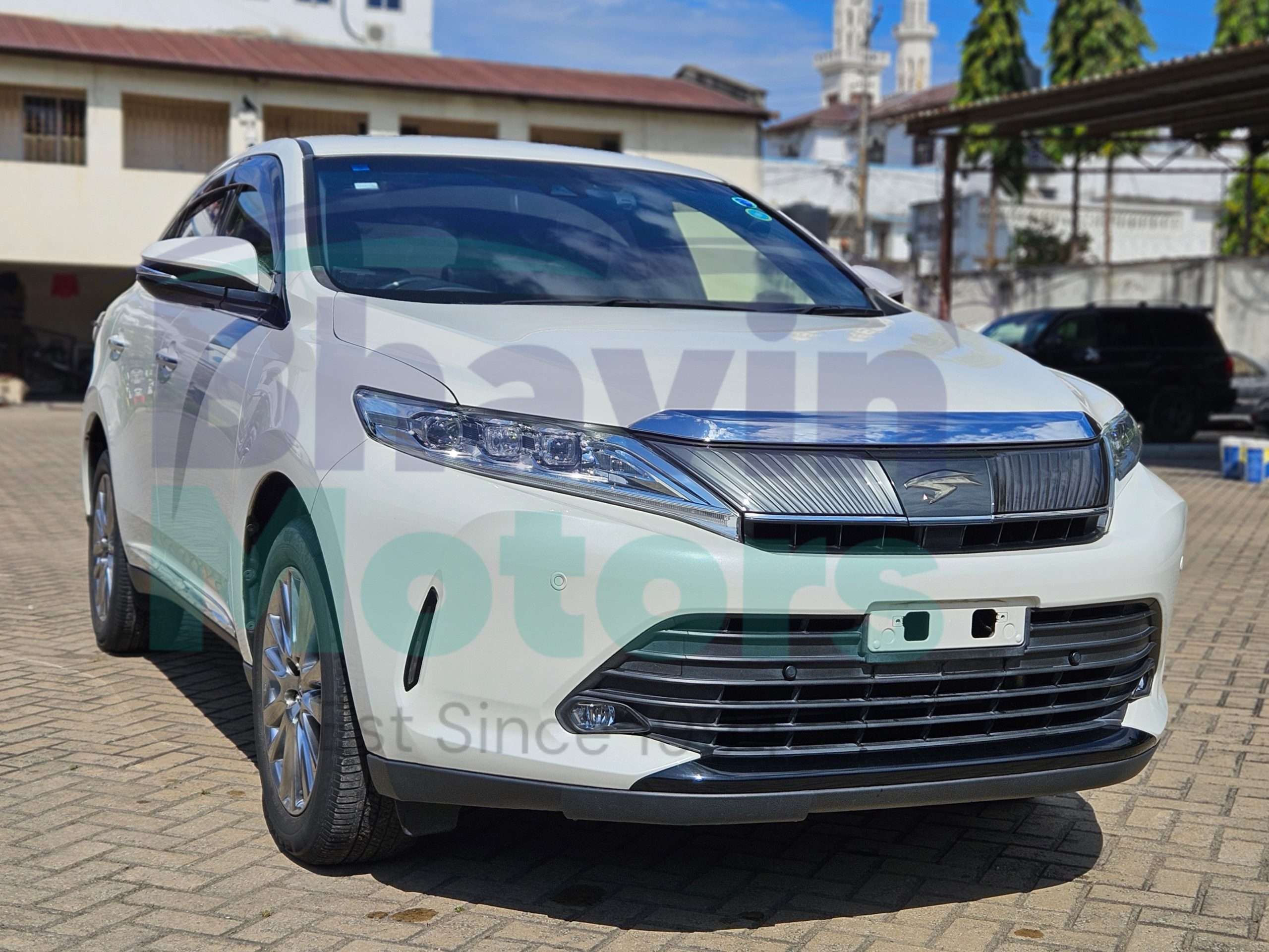 GridArt_20250830_094444762