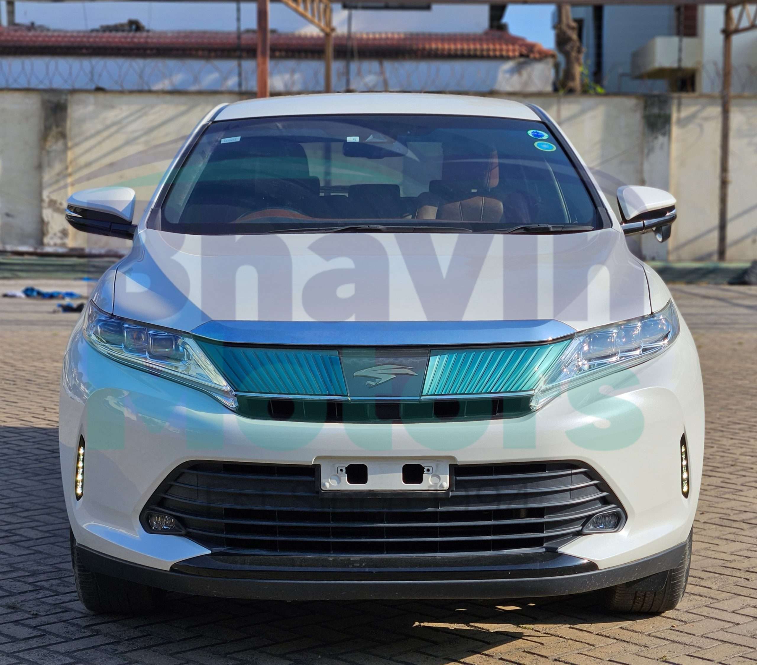 GridArt_20250904_215838584