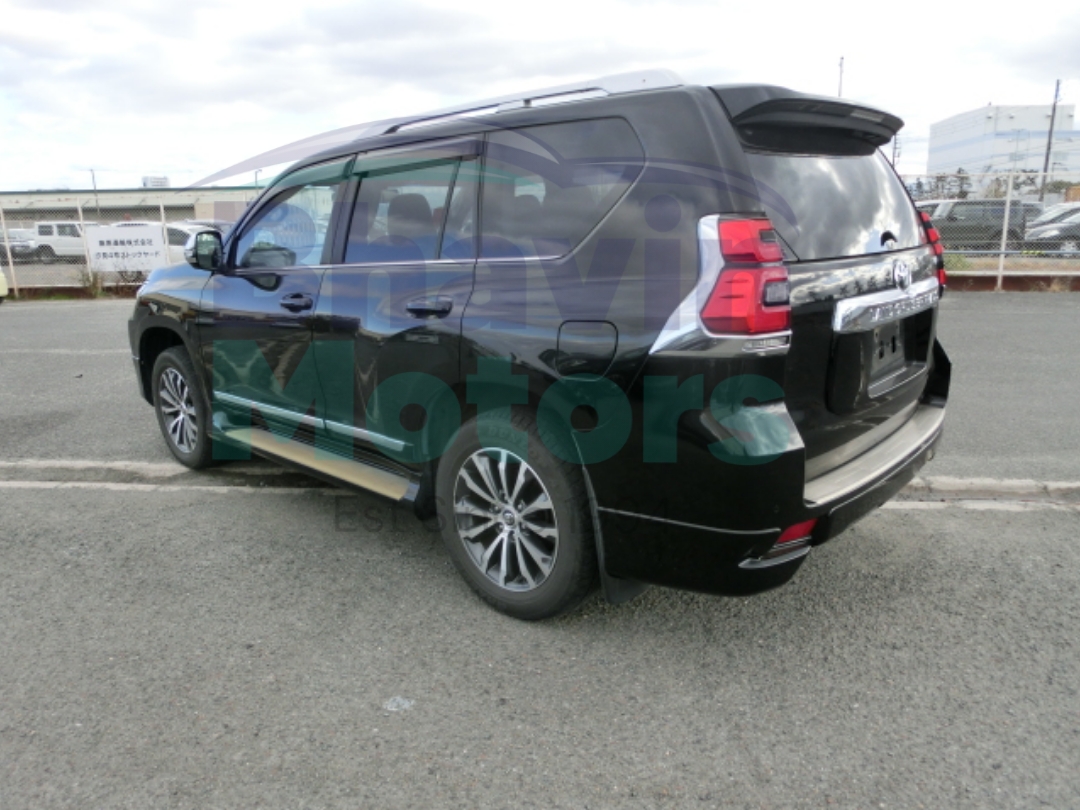 GridArt_20251215_173039160