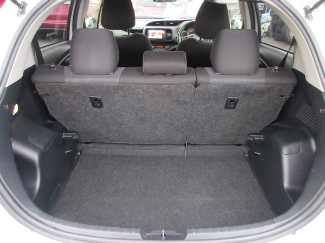 19 VitzHV(593)pearl-09