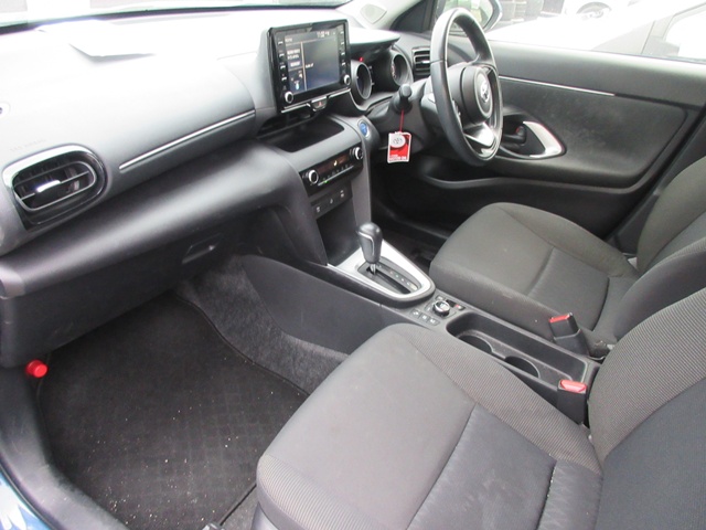 20 Yaris Cross(341)-05