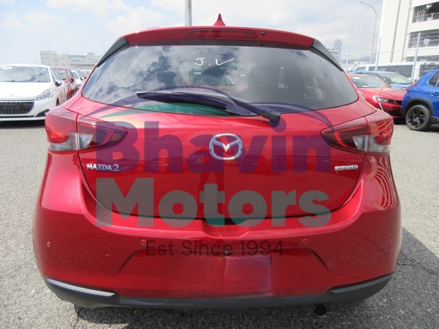 20 Mazda2(584)red-12