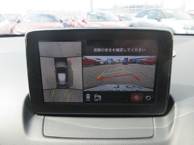 20 Mazda2(584)red-14