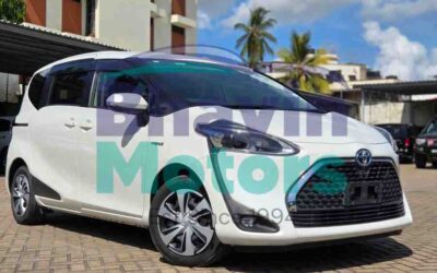 4145 Toyota Sienta Hybrid