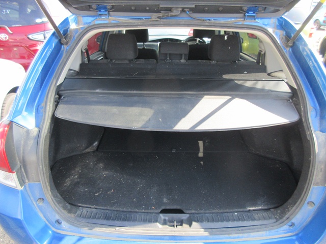 19 Corolla Fielder(825)blue-08