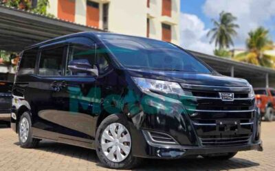 4040 Toyota Noah
