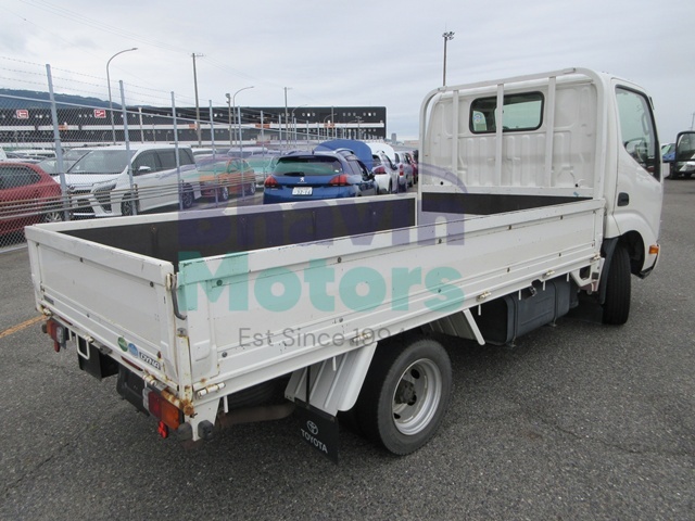 19 Dyna Truck(797)white-04