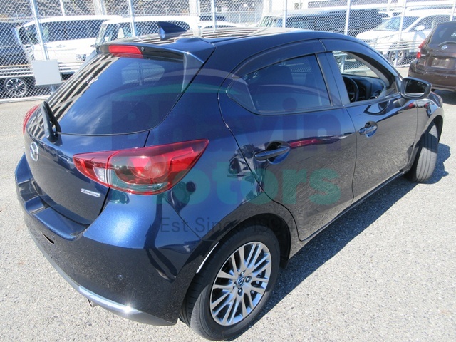 19 Mazda2(647)blue-04