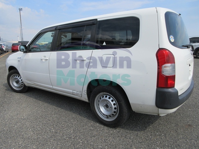 19 Probox(389)white-02